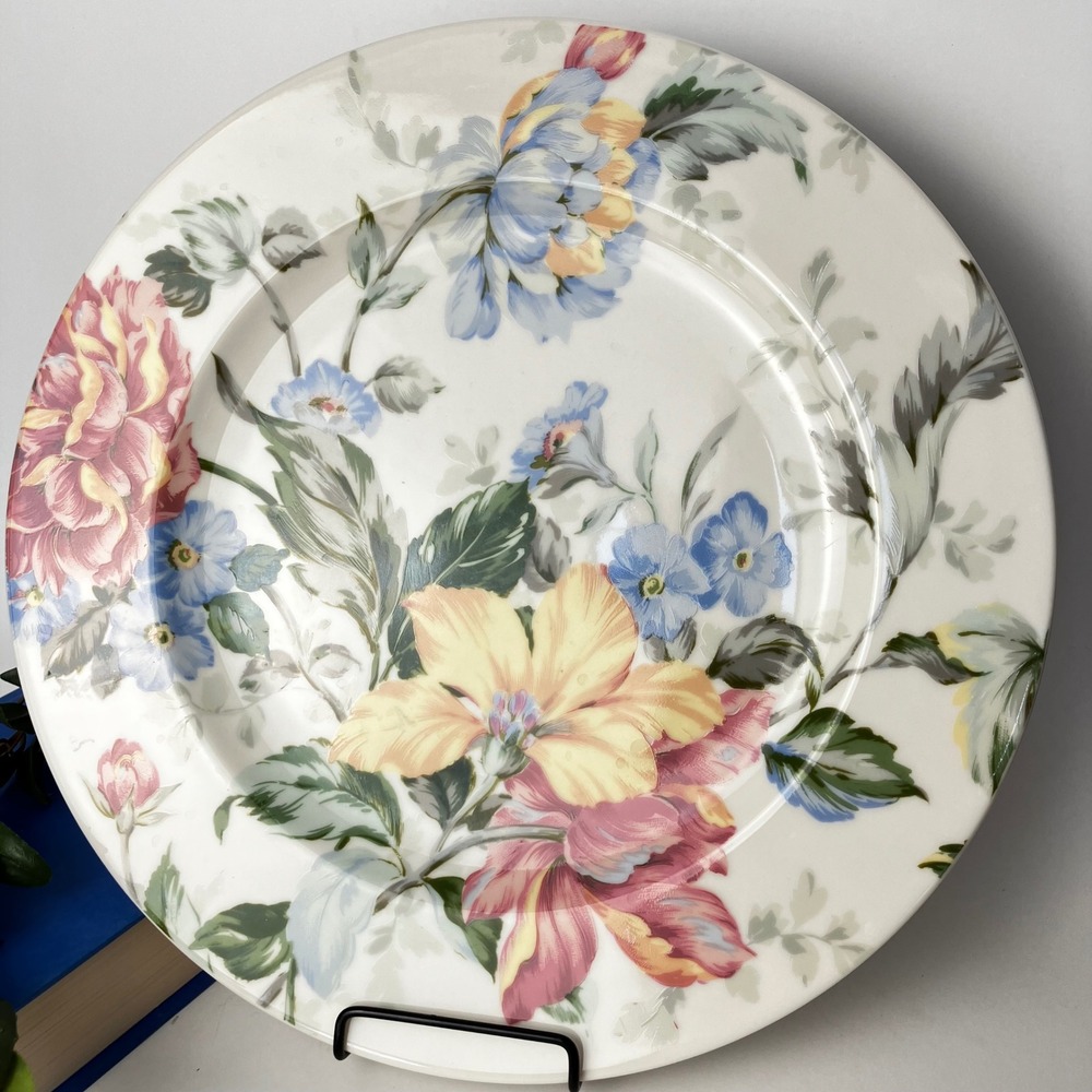 Oscar de la Renta Dinner Plate English Tapestry LF005 12in Ivory Floral China